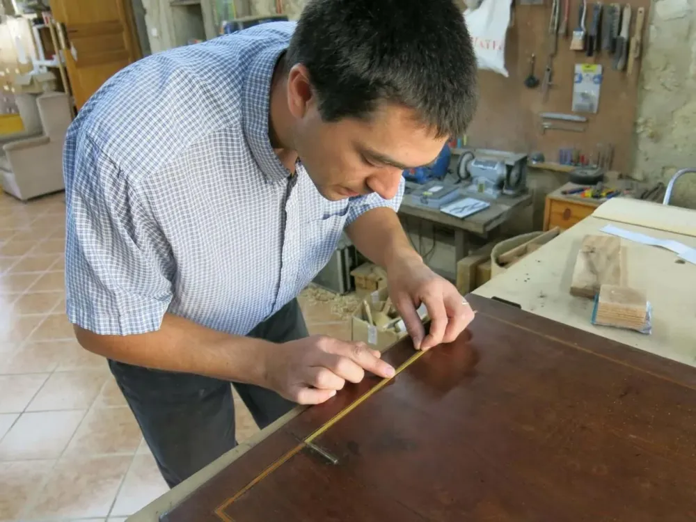 Réfection du meuble du pianofortewebp