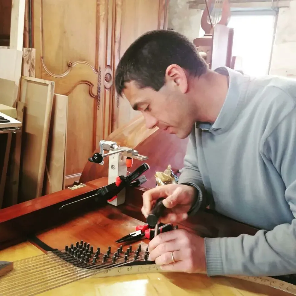 Rechevillage encordage du piano