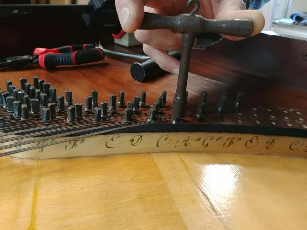 Réencordage du pianofortewebp