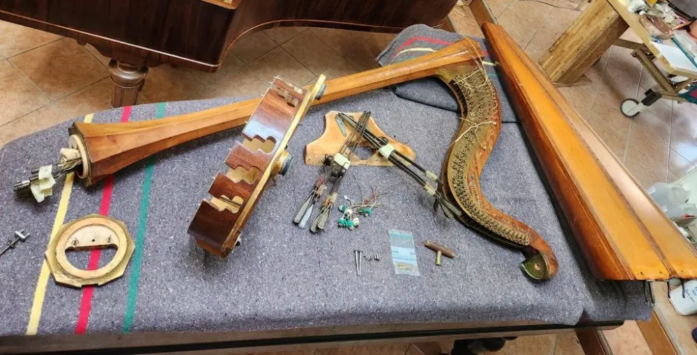 Restauration de harpe