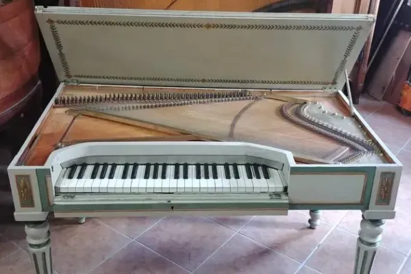 Piano carré Amédée Thibout de 18webp