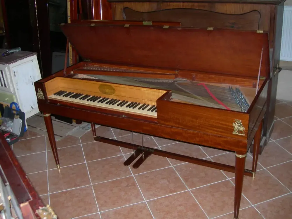 Pianoforte carré Pleyel de 1821webp